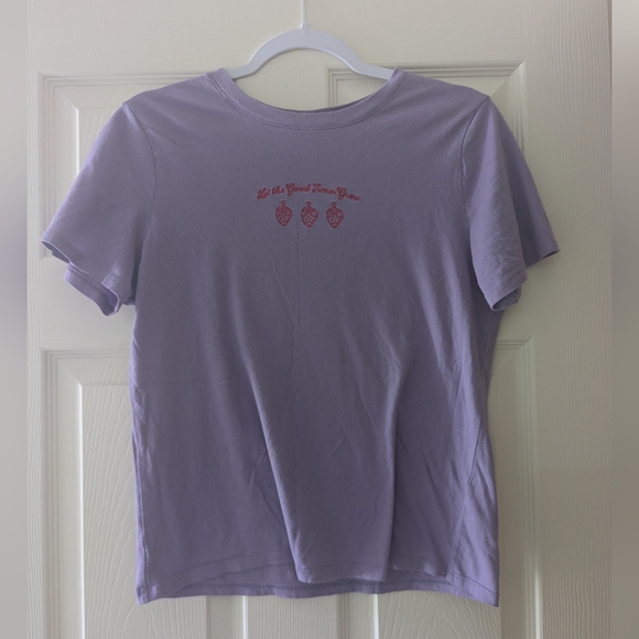 Forever 21 Tops - Forever 21 Purple Strawberry Tee